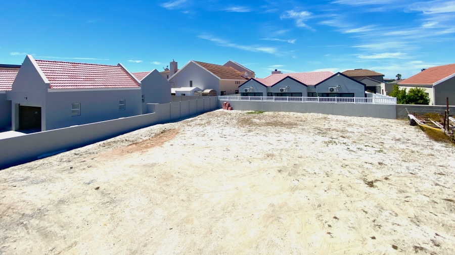 3 Bedroom Property for Sale in Port Owen Western Cape